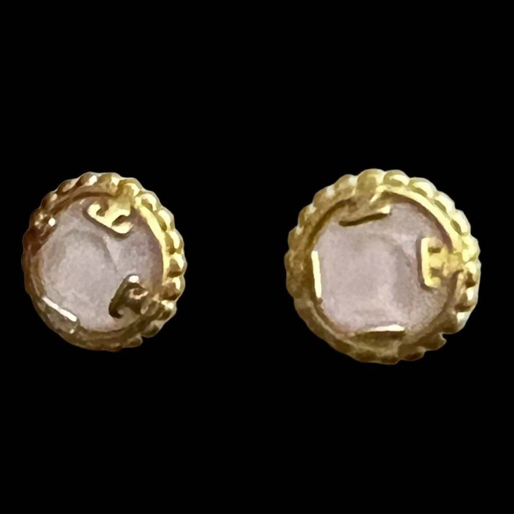 🔥🔥Authentic Designer Earrings At Awesome Prices To Buy Now & Save Price Firm